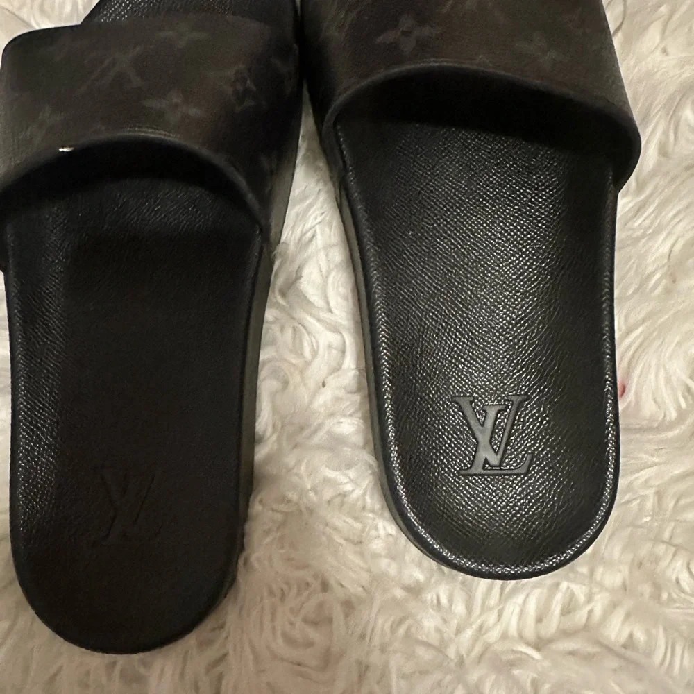 Louis Vuitton Black Monogram Slippers - Picture 5 of 8